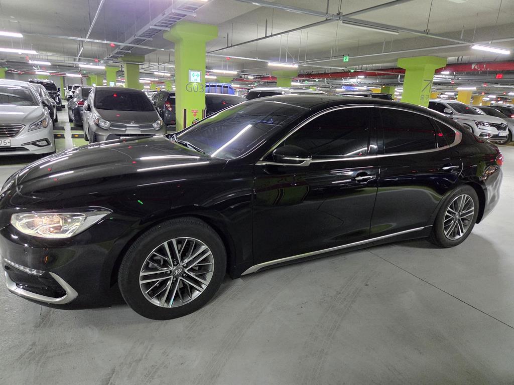 HYUNDAI Grandeur - Vista 3