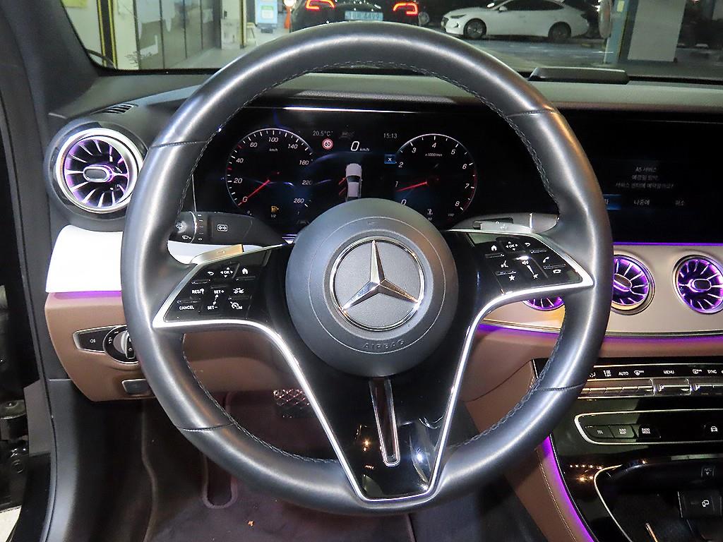 Mercedes Benz E class - Vista 8