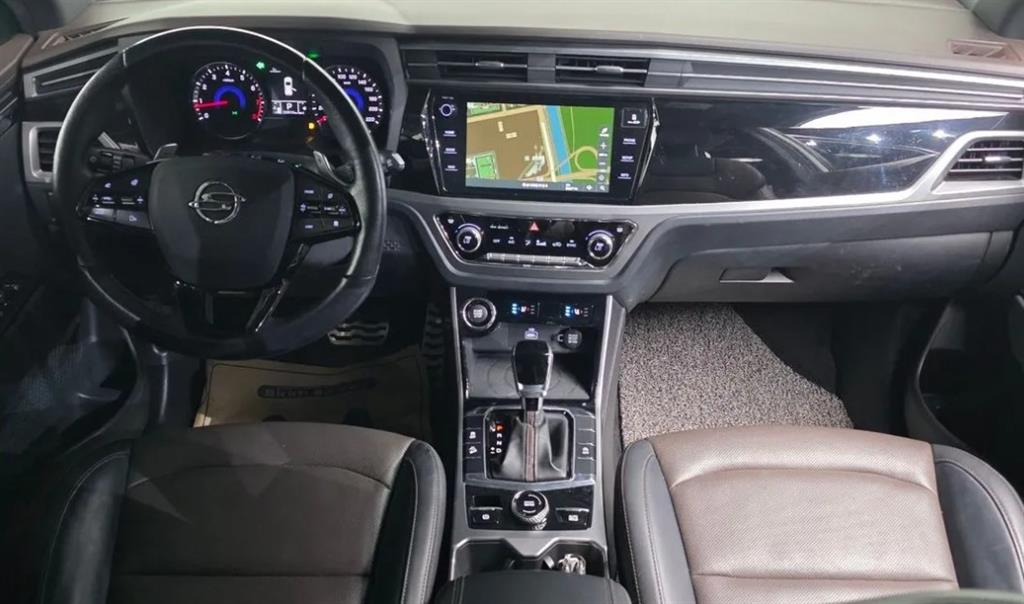 Ssangyong Korando - Vista 9