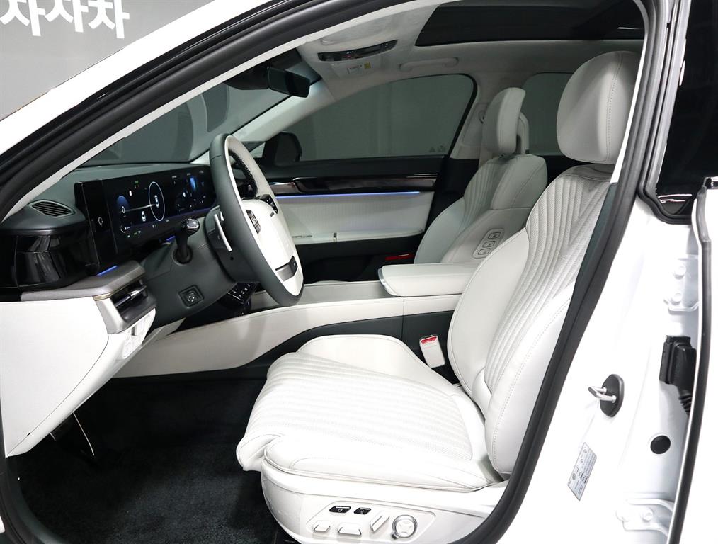 HYUNDAI Grandeur - Vista 10