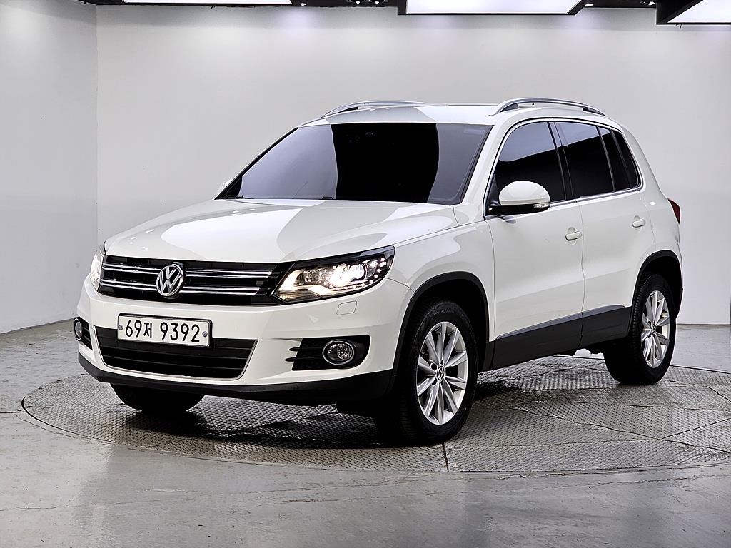 Volkswagen Tiguan 2015 Blanco - Importación desde Corea - HF Imports Iquique - Foto 1