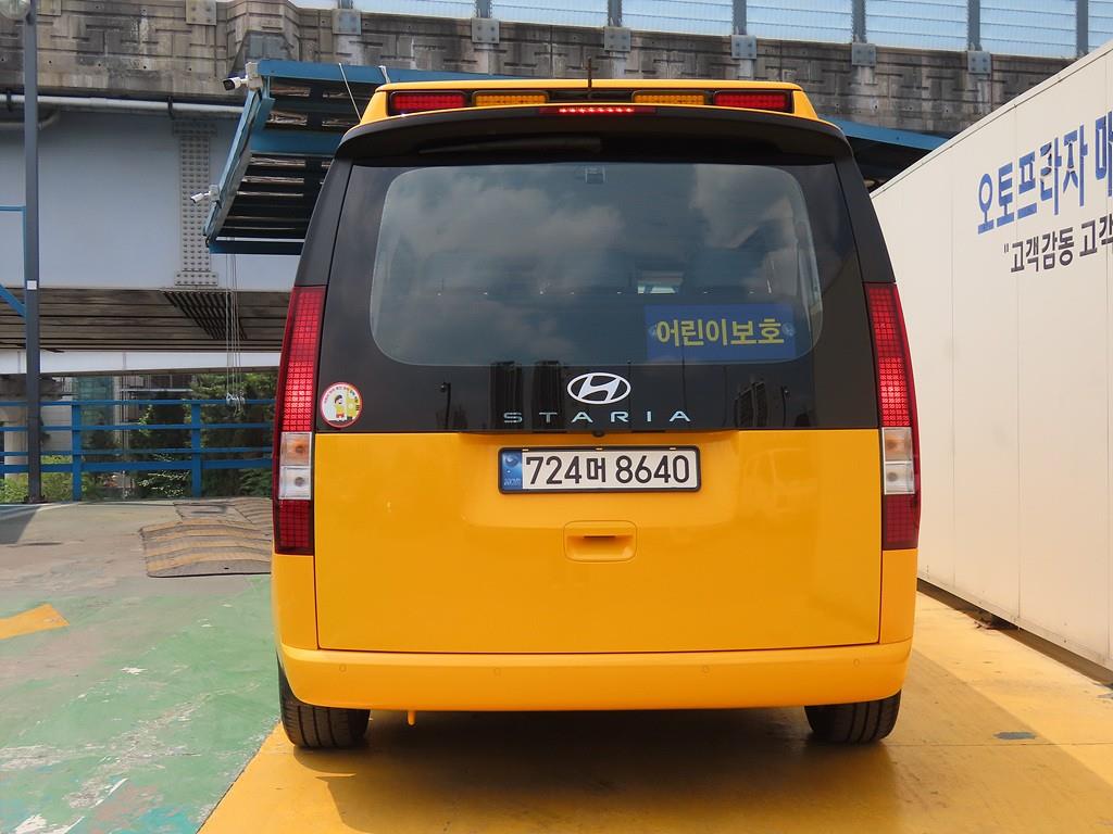 HYUNDAI Staria - Vista 4