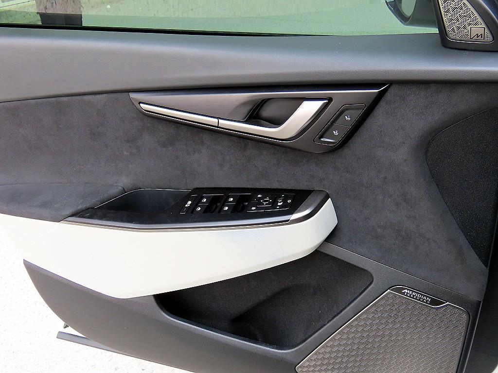 KIA EV6 - Vista 12