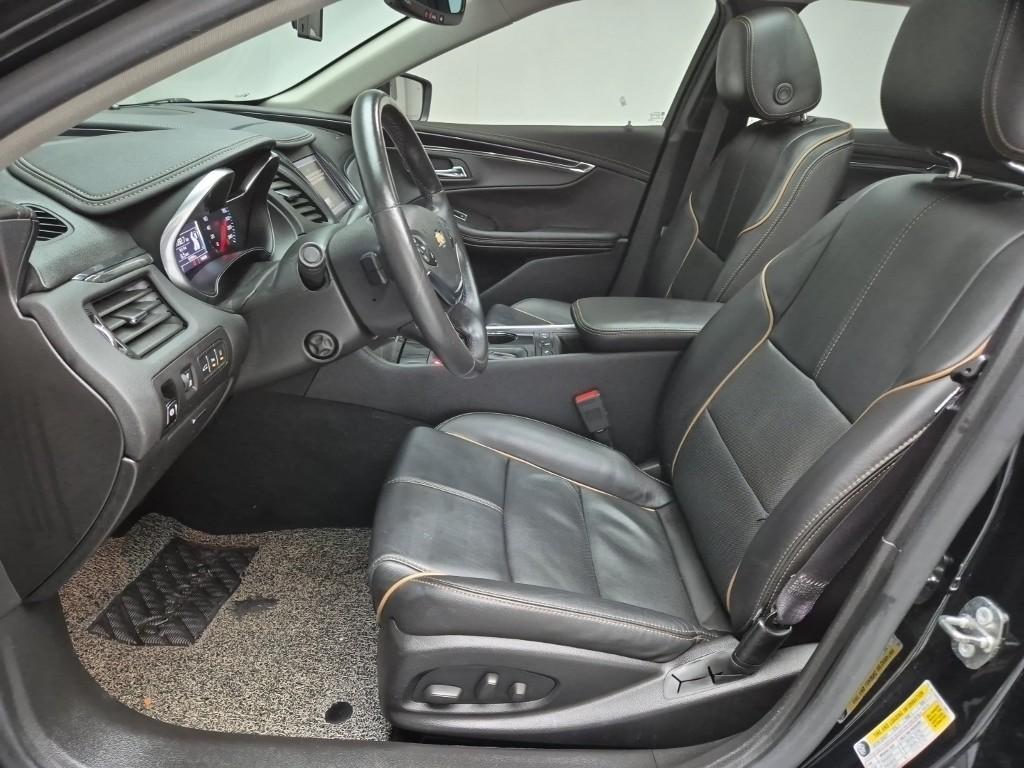 Chevrolet Impala - Vista 11