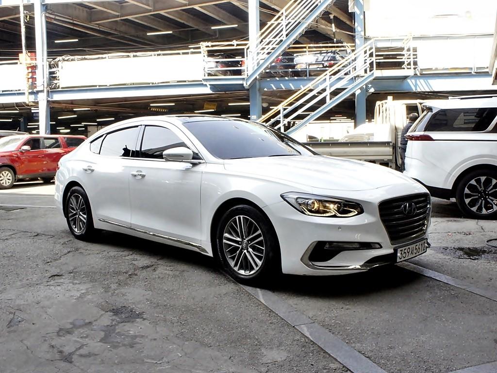 HYUNDAI Grandeur - Vista 3