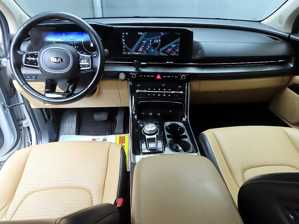 KIA Carnival - Vista 7