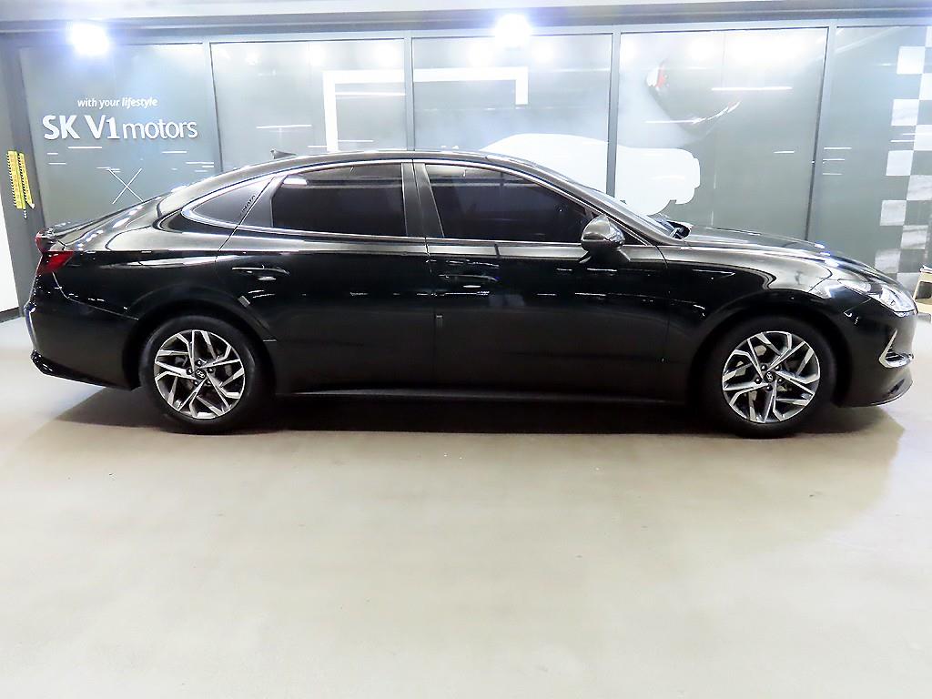 HYUNDAI Sonata - Vista 3