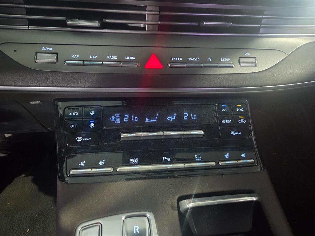 HYUNDAI Grandeur - Vista 8