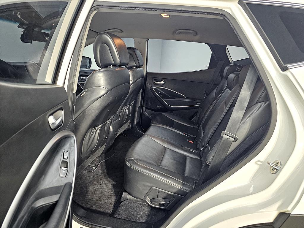 HYUNDAI Santa Fe - Vista 9