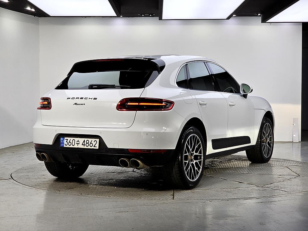 Porsche Macan - Vista 4