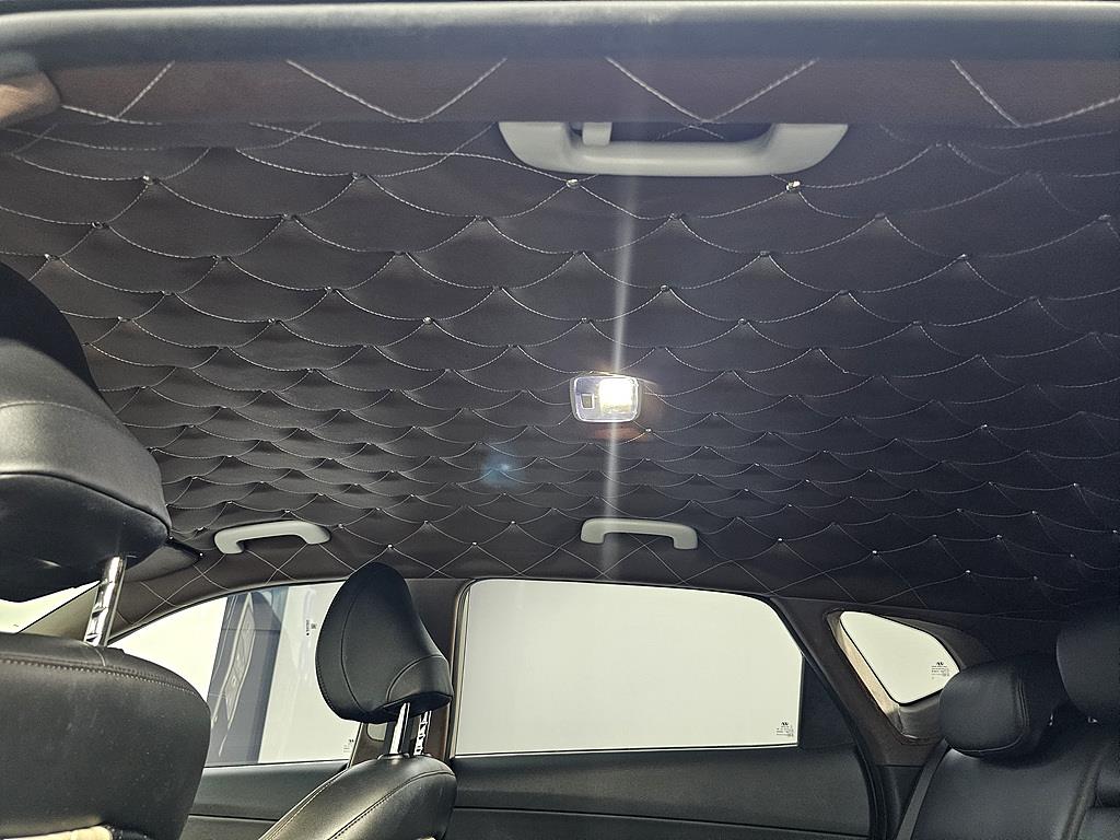 HYUNDAI Kona - Vista 12