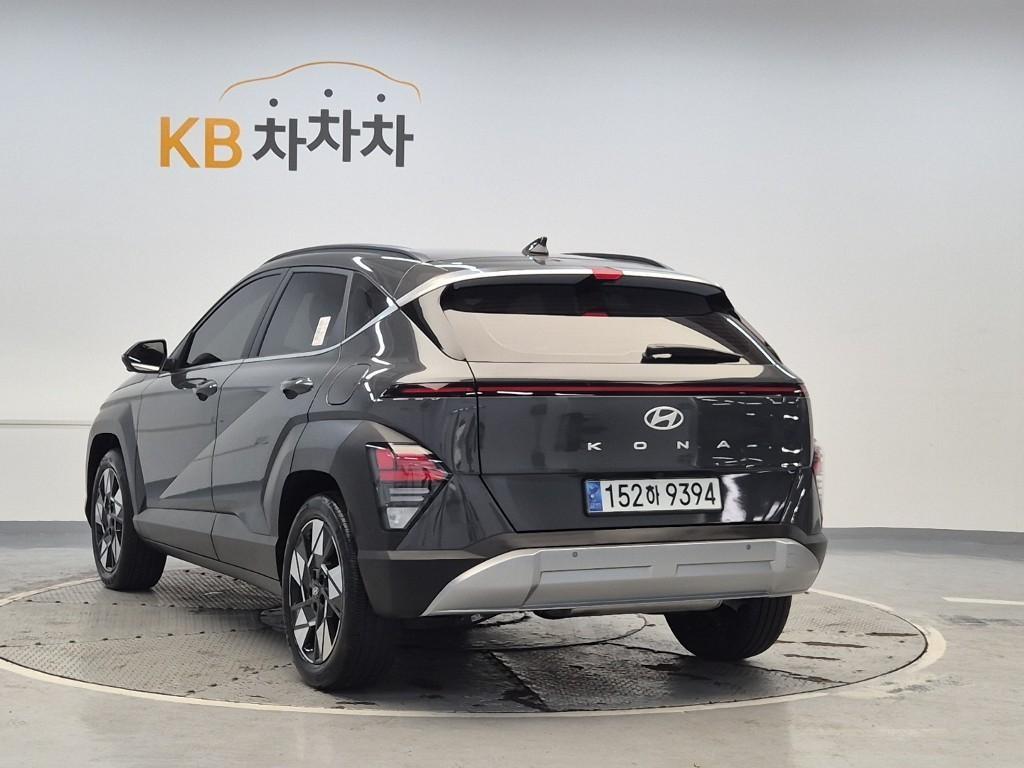HYUNDAI Kona - Vista 2