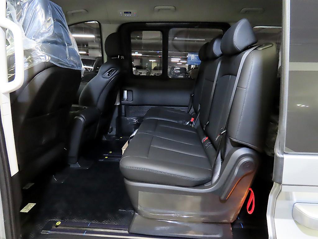 HYUNDAI Staria - Vista 7