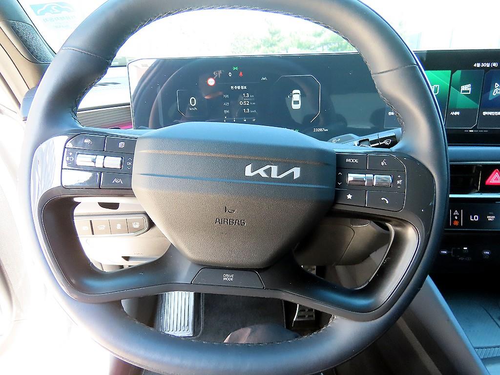 KIA K8 - Vista 8