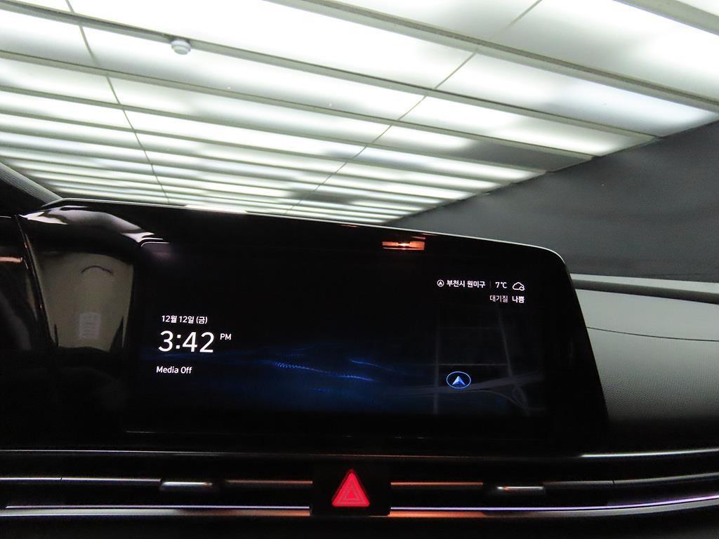 HYUNDAI Avante 2024 Blanco - Importación desde Corea - HF Imports Iquique - Foto 14