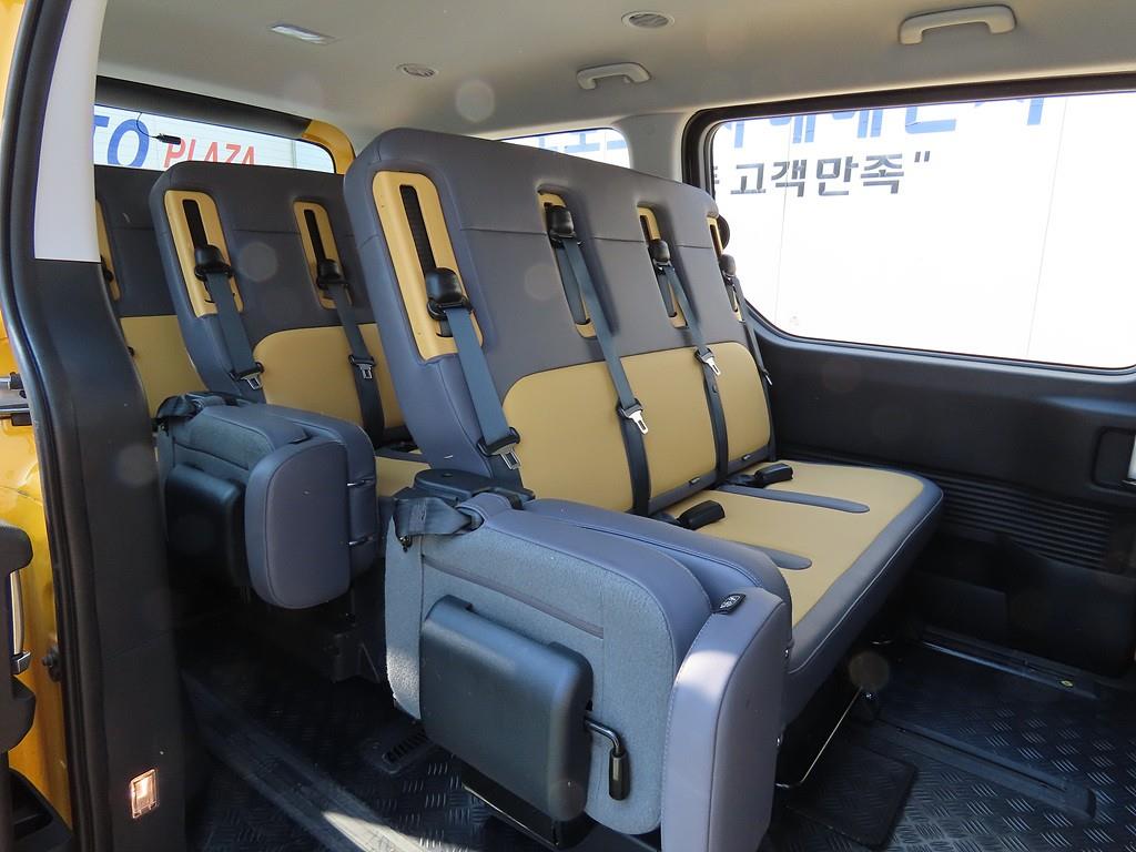 HYUNDAI Staria - Vista 7