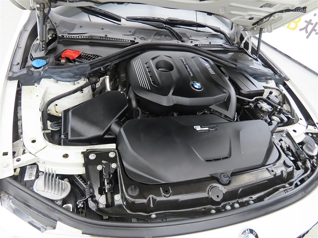 BMW 4 Series 2018 Blanco - Importación desde Corea - HF Imports Iquique - Foto 19