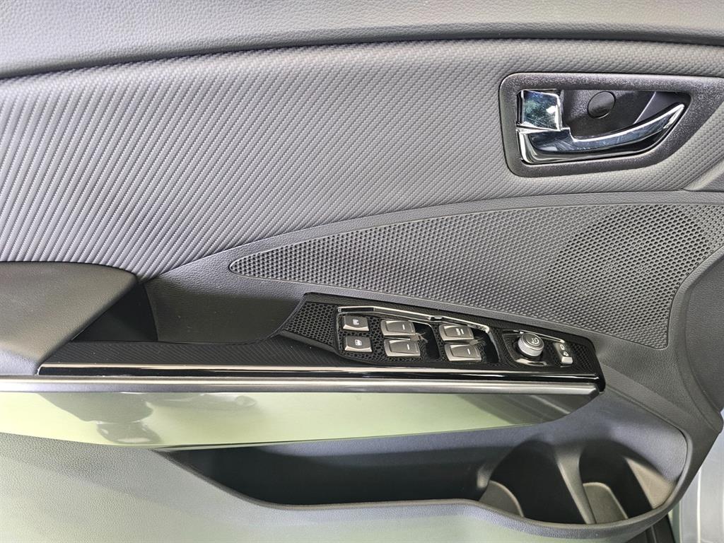 Ssangyong Tivoli - Vista 11