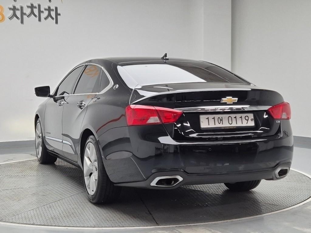 Chevrolet Impala - Vista 2