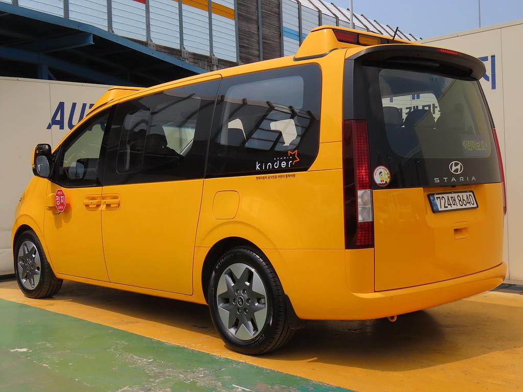 HYUNDAI Staria - Vista 3