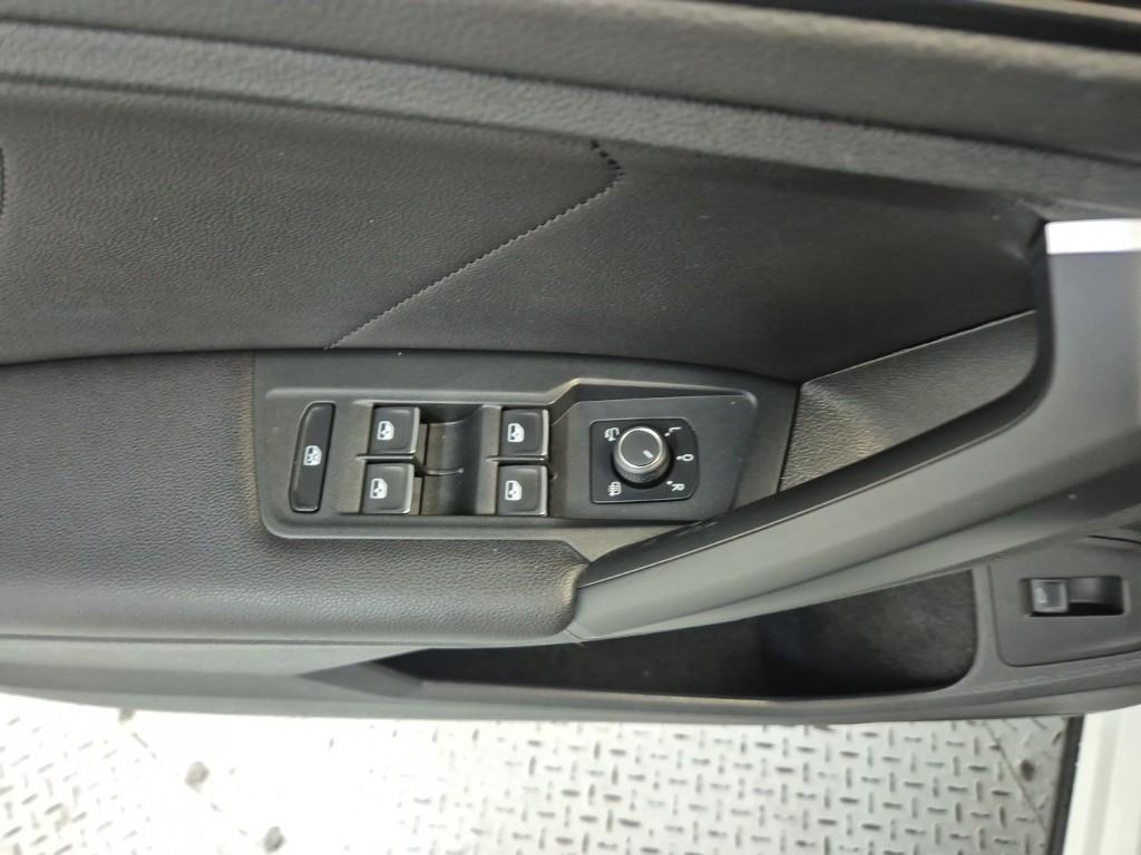 Volkswagen Tiguan 2020 Blanco - Importación desde Corea - HF Imports Iquique - Foto 18