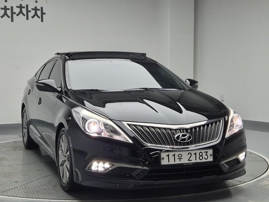 HYUNDAI Grandeur - Vista 4