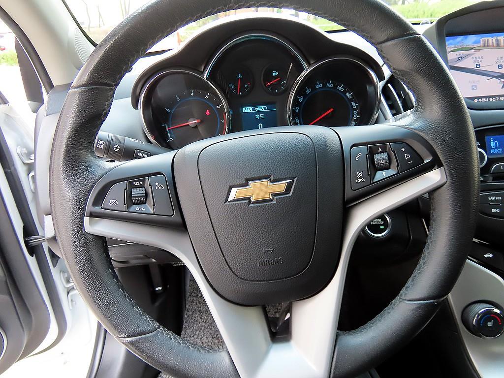 Chevrolet Cruise - Vista 8
