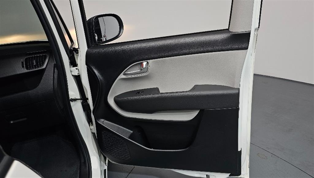 KIA Ray 2023 Blanco - Importación desde Corea - HF Imports Iquique - Foto 13