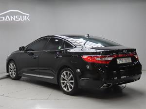 HYUNDAI Grandeur - Vista 6