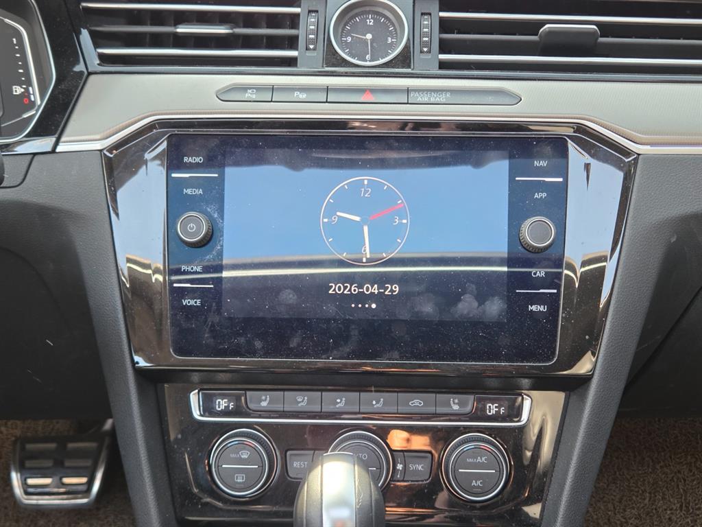 Volkswagen Arteon - Vista 11