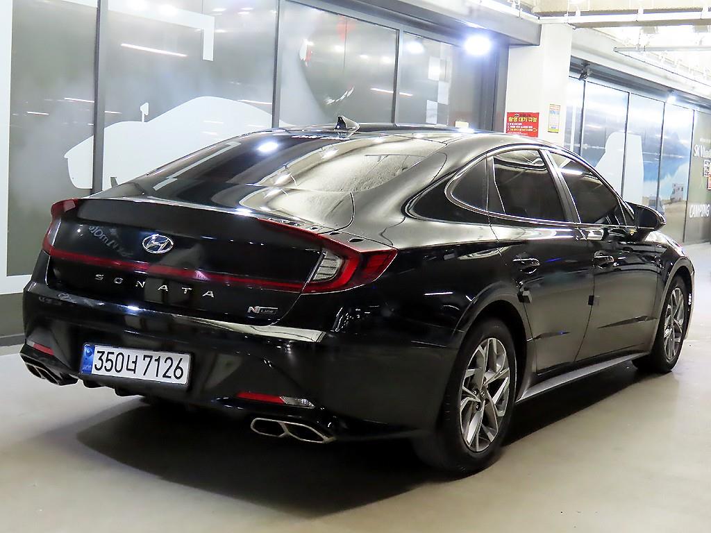 HYUNDAI Sonata - Vista 4