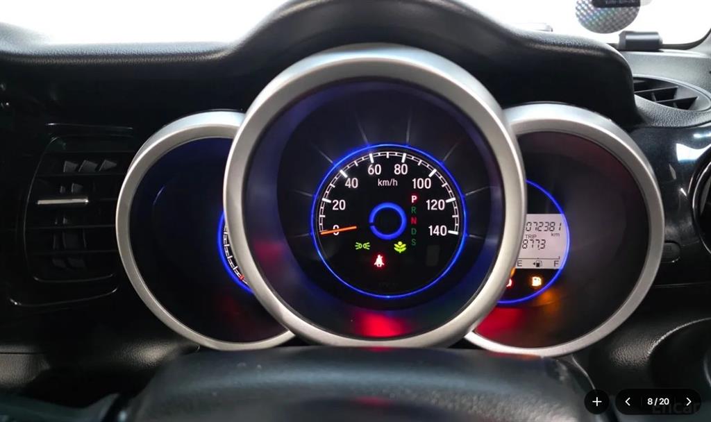 Honda N-BOX - Vista 8