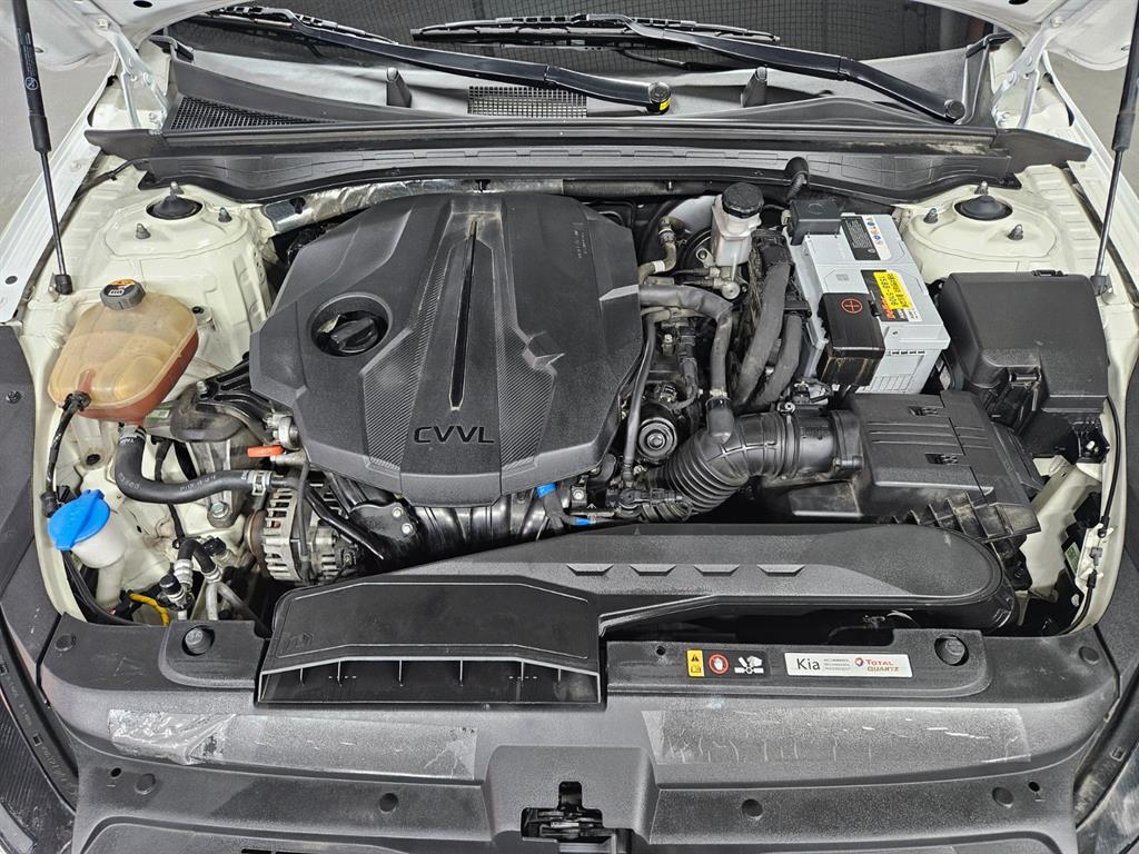 KIA K5 - Vista 5