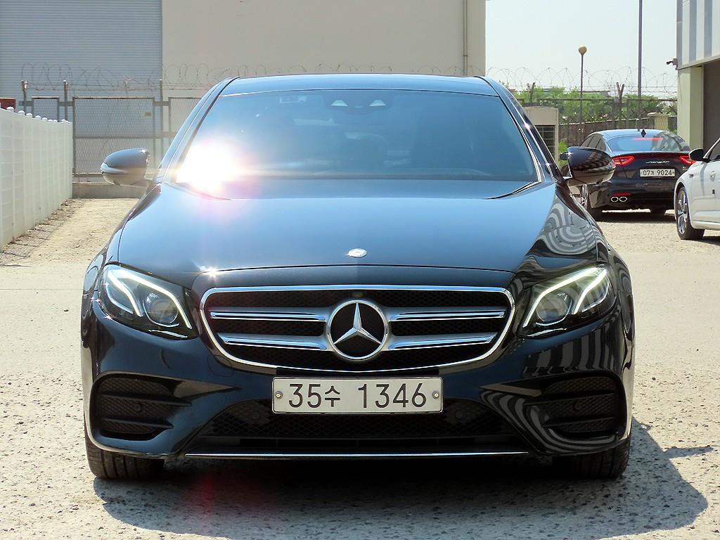 Mercedes Benz E class 2017 Negro - Importación desde Corea - HF Imports Iquique - Foto 1