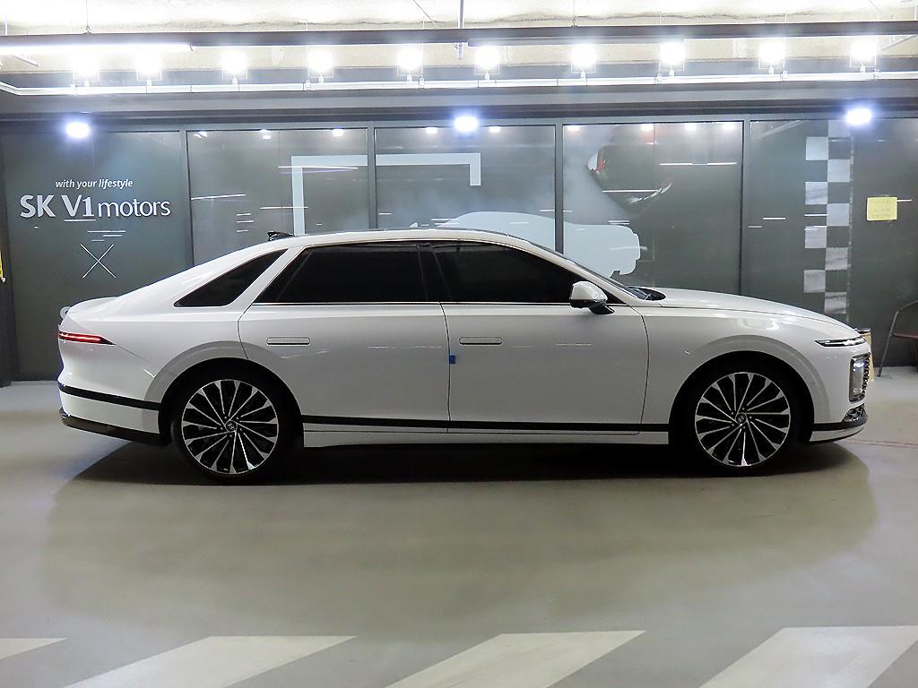 HYUNDAI Grandeur - Vista 3
