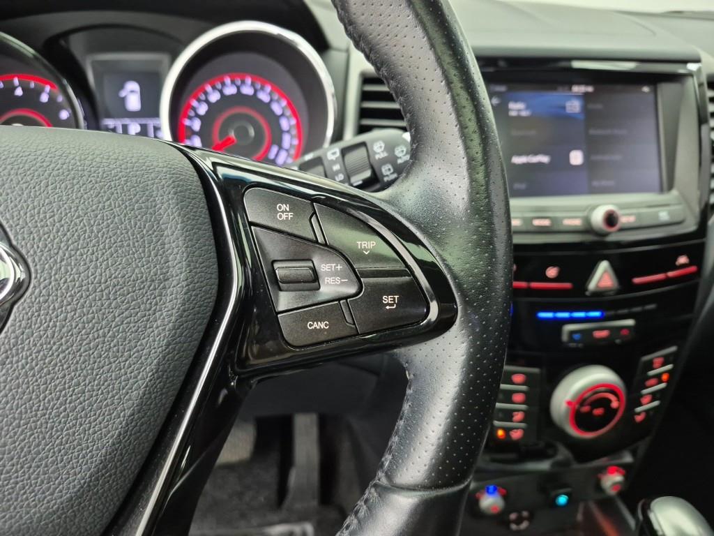Ssangyong Tivoli 2018 Negro - Importación desde Corea - HF Imports Iquique - Foto 16