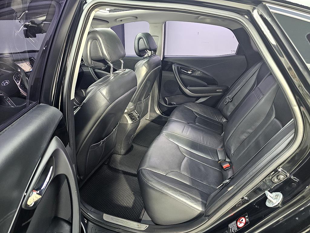 HYUNDAI Grandeur - Vista 9