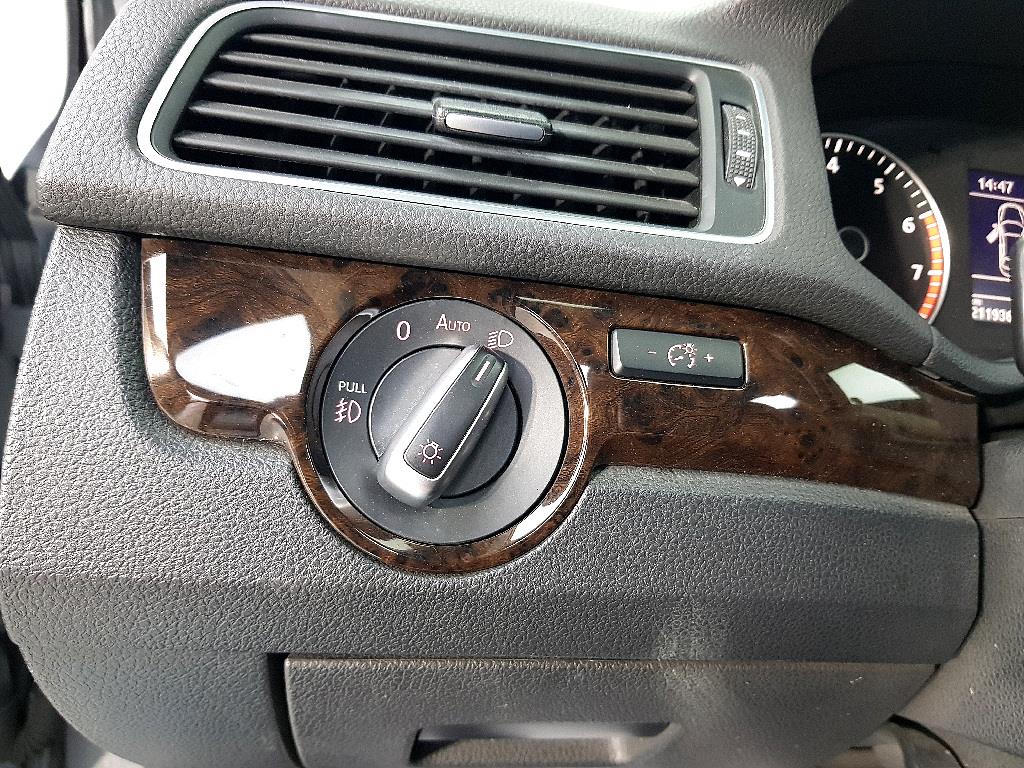 Volkswagen Passat - Vista 12