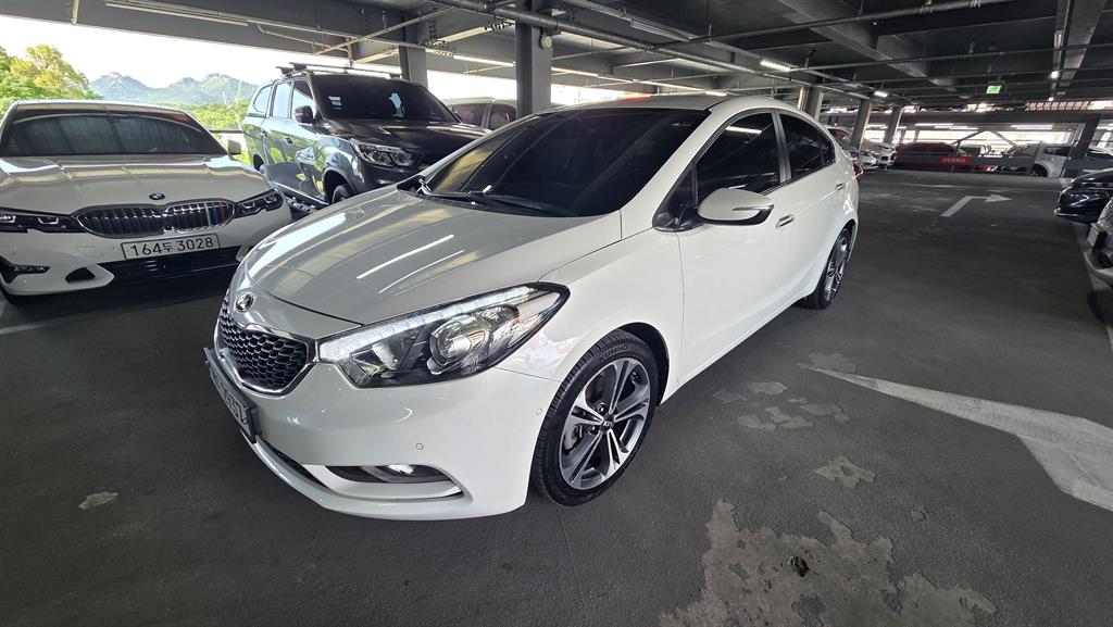 KIA K3 2015 Blanco - Importación desde Corea - HF Imports Iquique - Foto 16