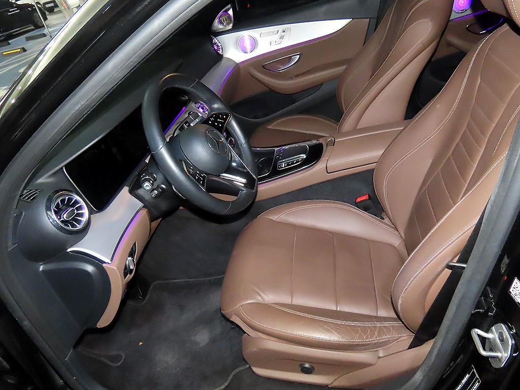 Mercedes Benz E class - Vista 6