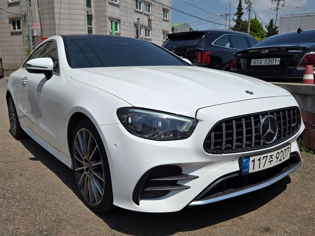 Mercedes Benz E class - Vista 2