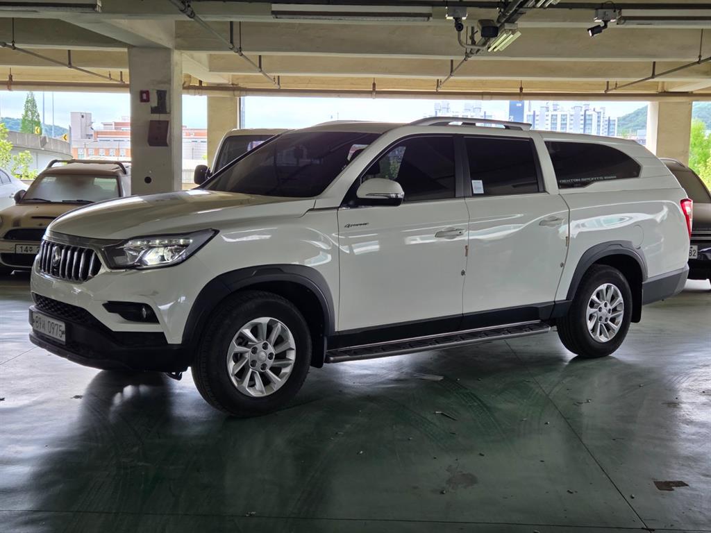 Ssangyong Rexton 2019 Blanco - Importación desde Corea - HF Imports Iquique - Foto 1