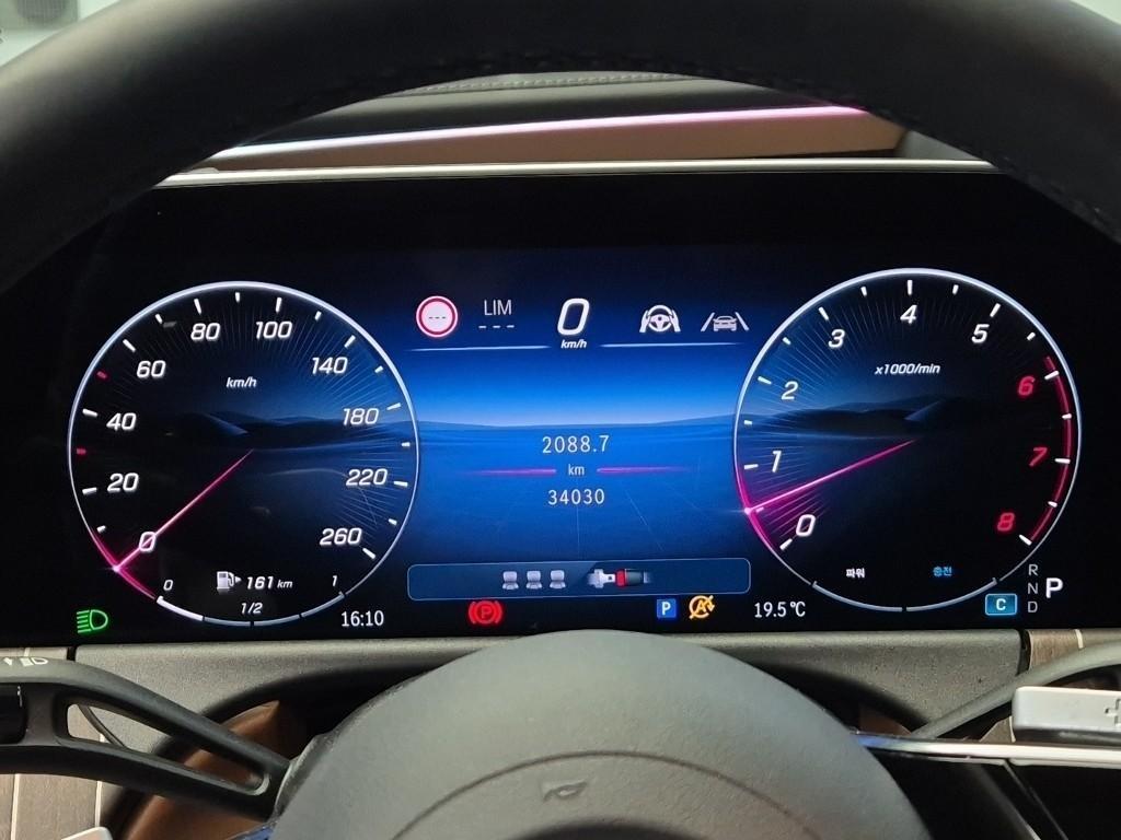 Mercedes Benz E class - Vista 6
