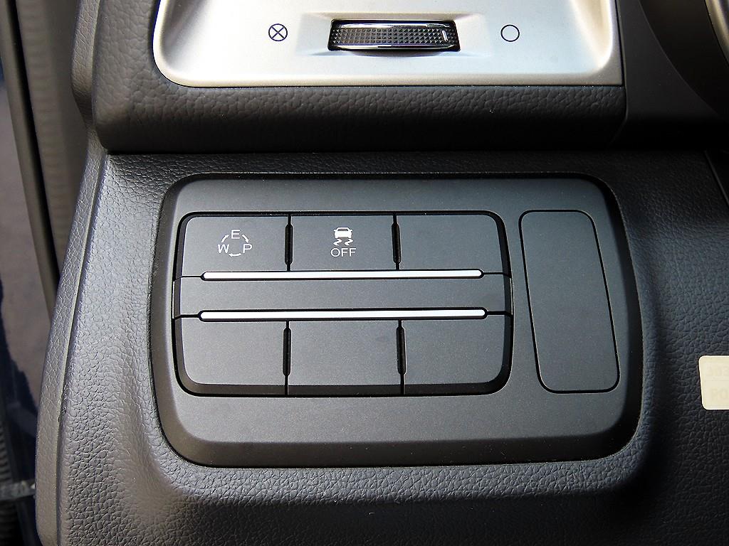 Ssangyong Tivoli - Vista 12