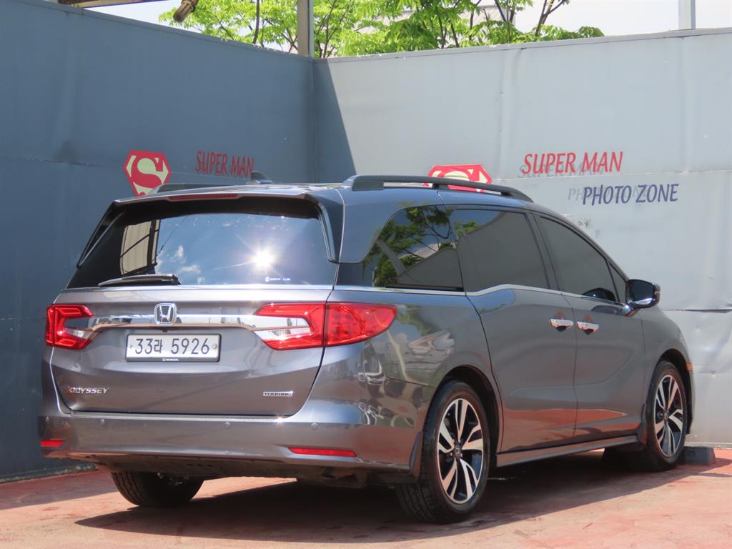 Honda Odyssey - Vista 5