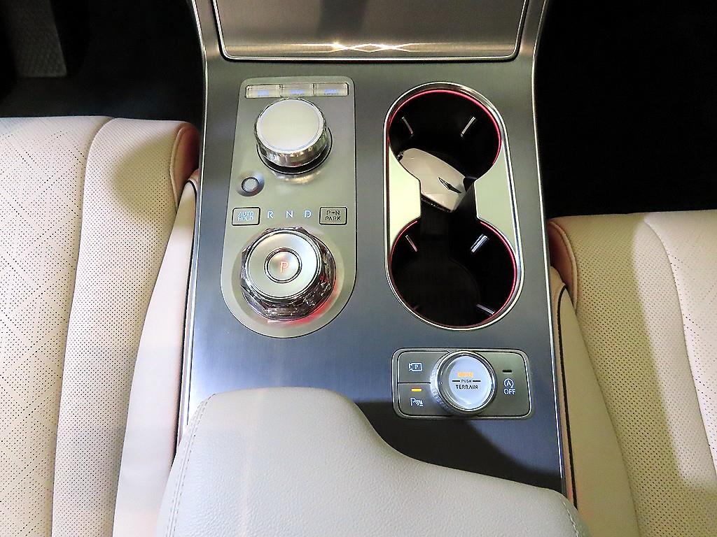 Genesis GV80 - Vista 12
