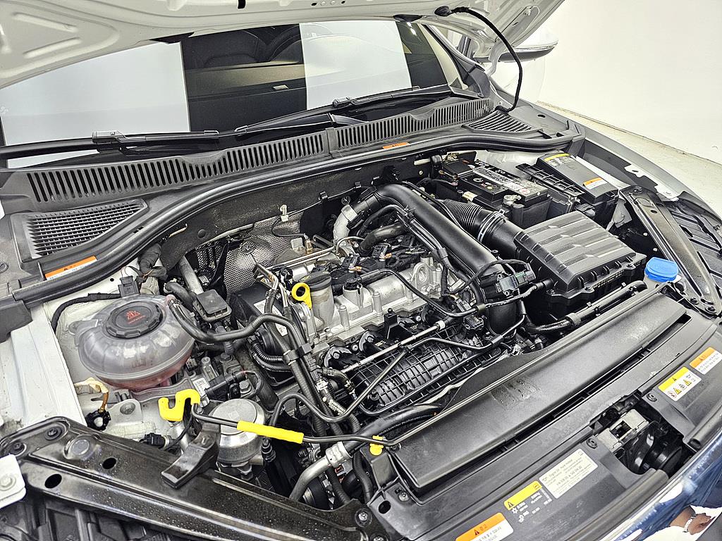 Volkswagen Jetta - Vista 6