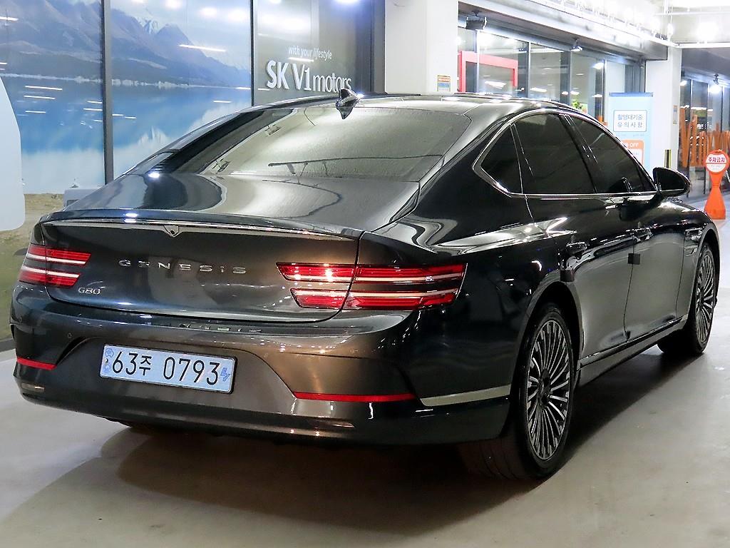 Genesis G80 - Vista 4