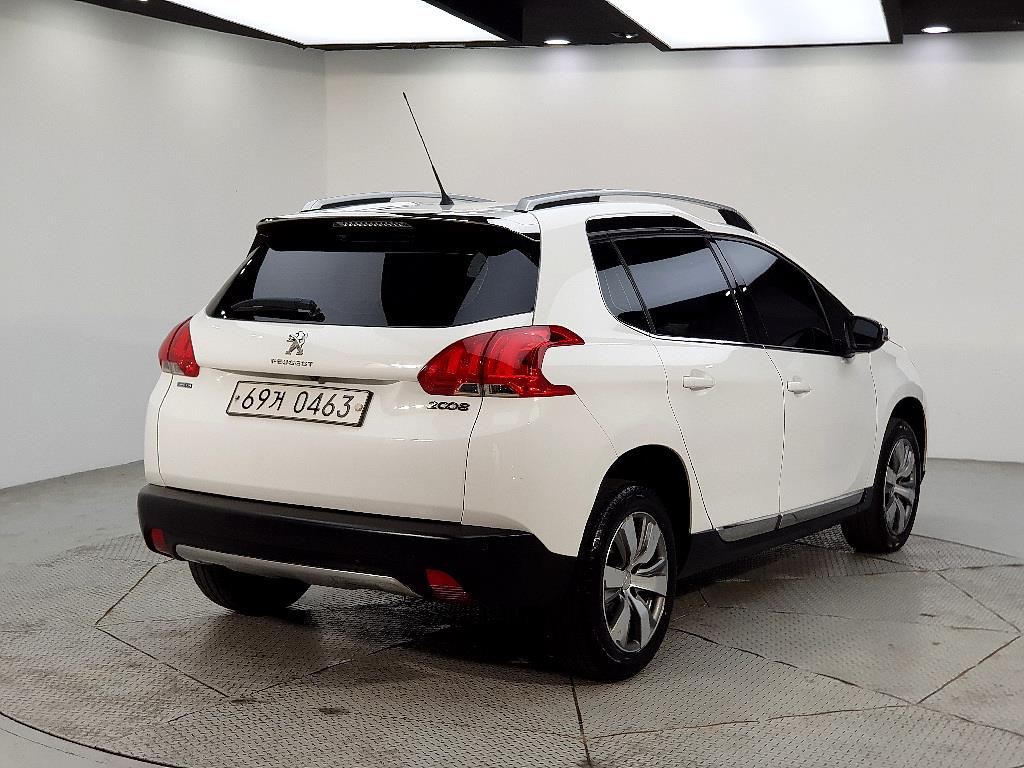 Peugeot 2008 - Vista 4
