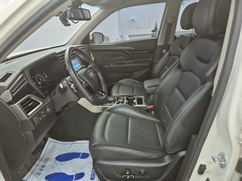 Ssangyong Korando - Vista 11